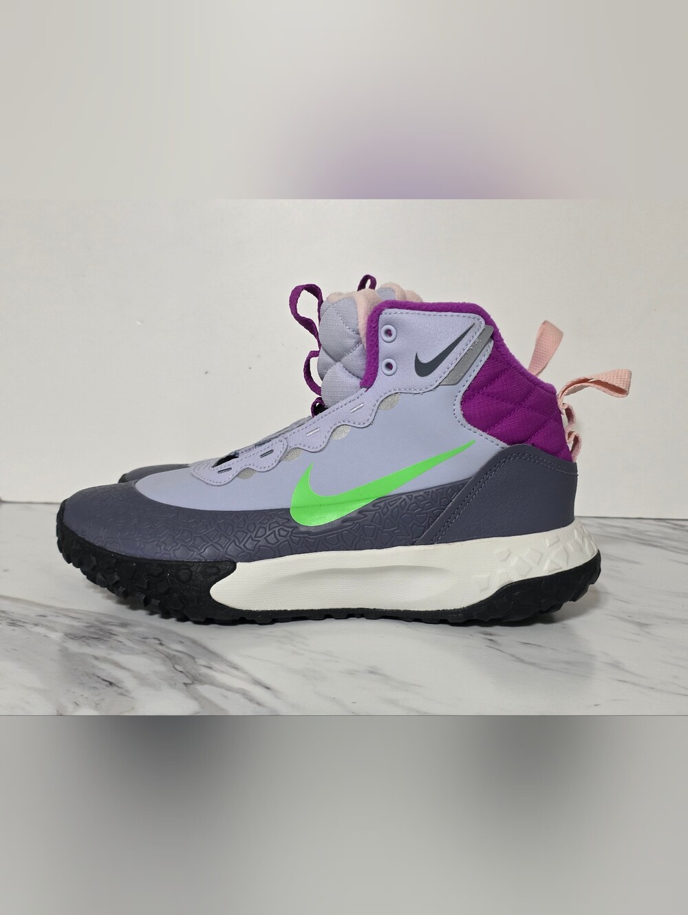 Nike Kids' High-Top Sneaker in Lavender with Neon Green Swoosh